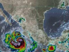 El huracán Priscila se localiza a 390 km al sur-suroeste de cabo Corrientes, Jalisco.