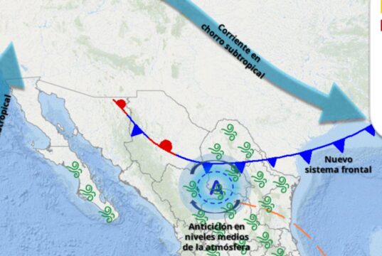 El ingreso de humedad del océano Pacífico favorecido por una zona de baja presión con probabilidad para desarrollo ciclónico al sur de las costas de Oaxaca